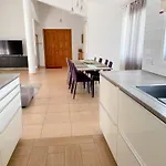 Seaberry וילה קורל ביי