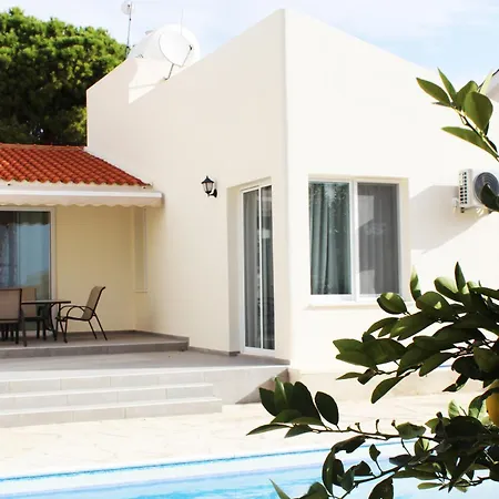 Seaberry Villa *